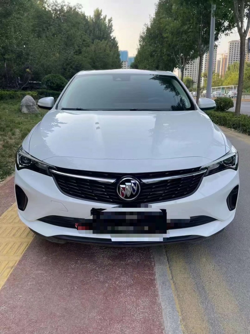 枣庄22年别克威朗1