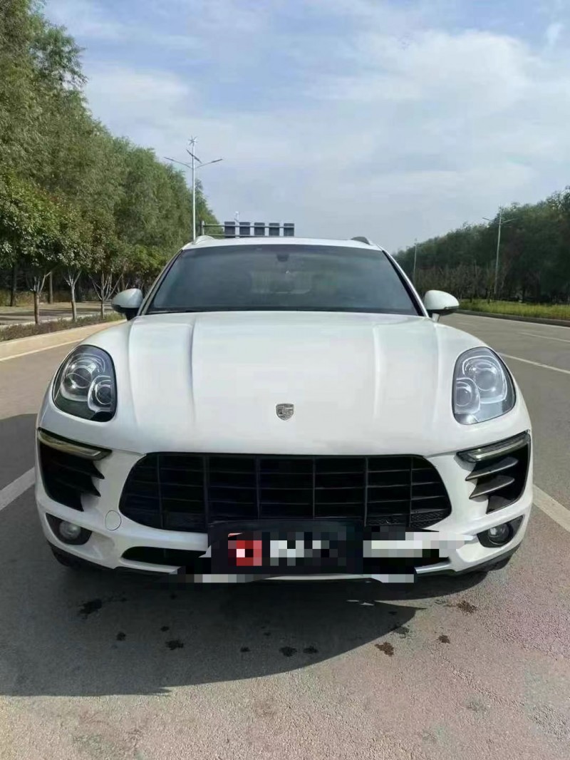 枣庄14年保时捷Macan1