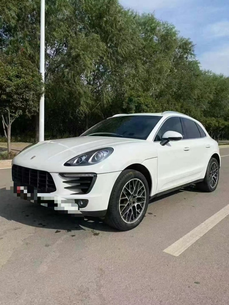 枣庄14年保时捷Macan3