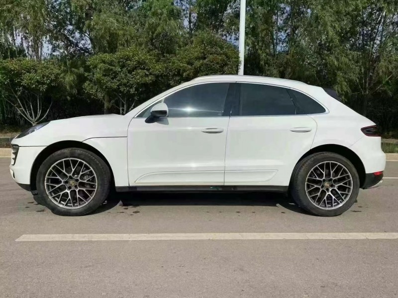 枣庄14年保时捷Macan7