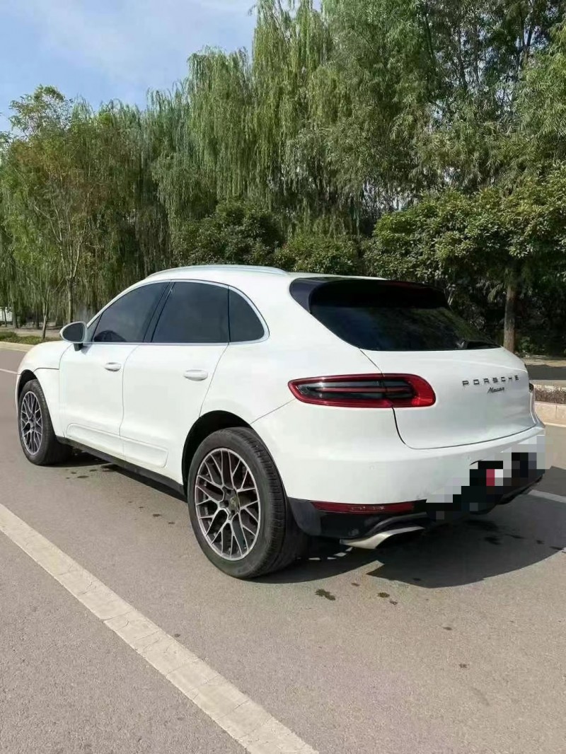 枣庄14年保时捷Macan8