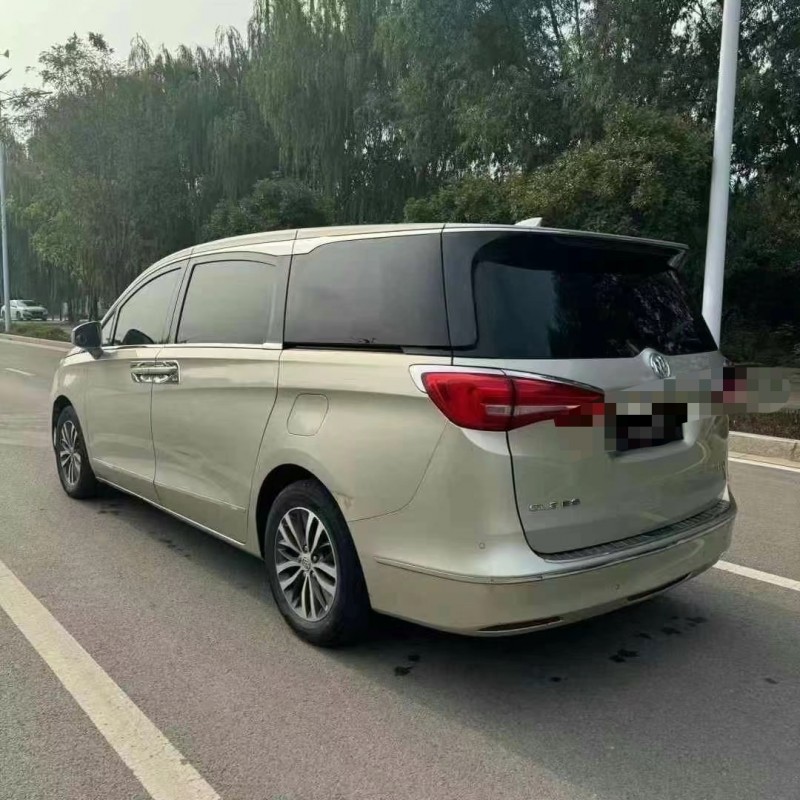 枣庄17年别克GL88