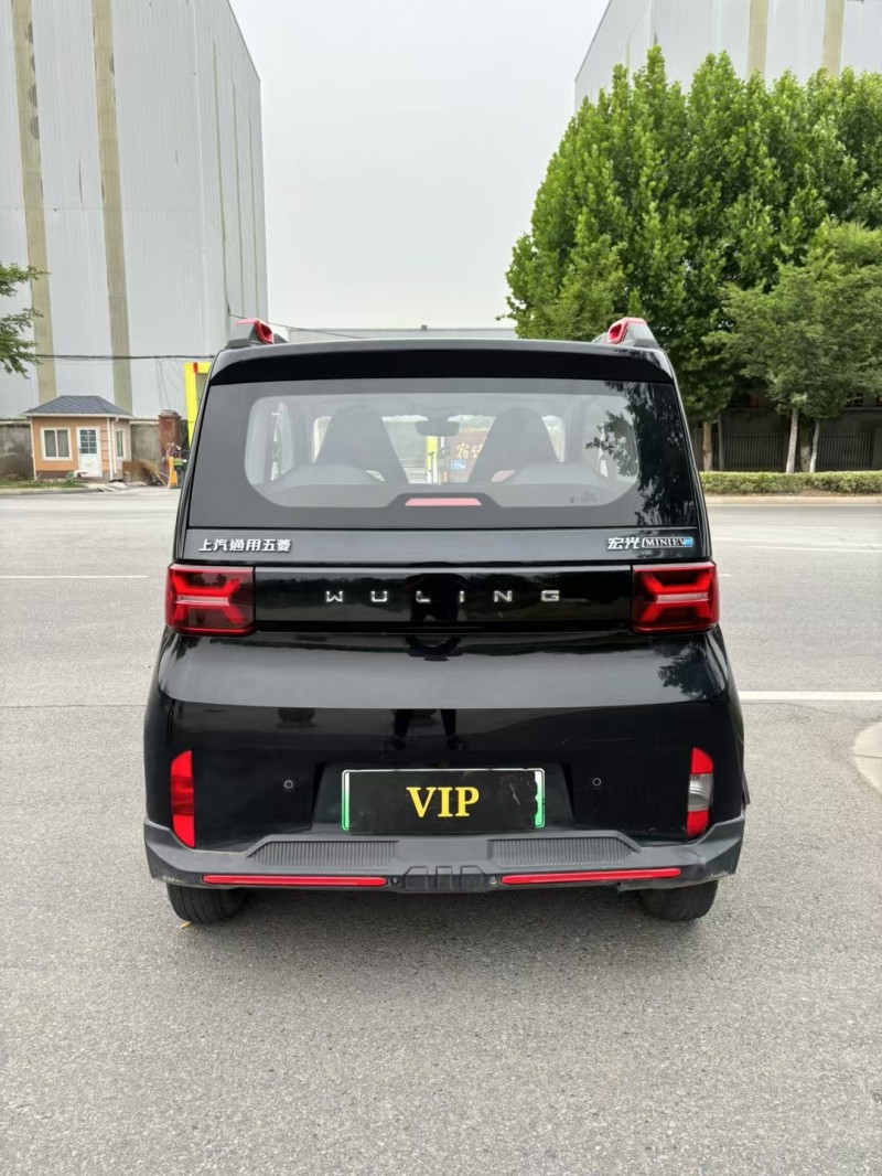 宿遷22年五菱汽車宏光MINI EV9