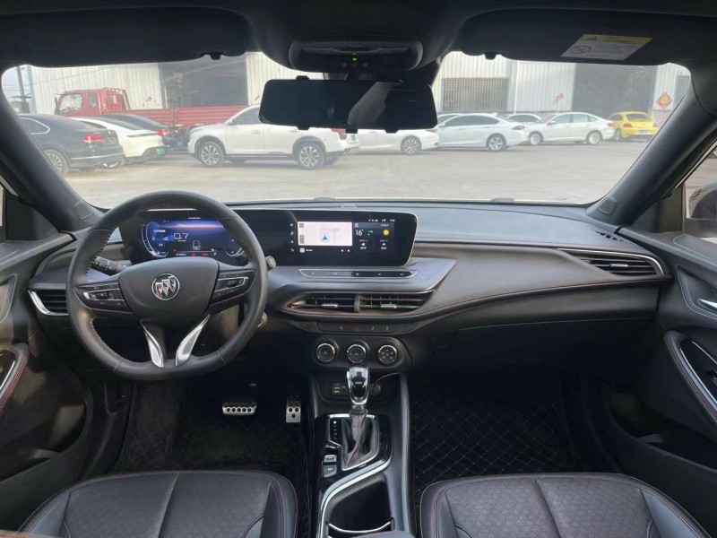 徐州22年别克威朗5