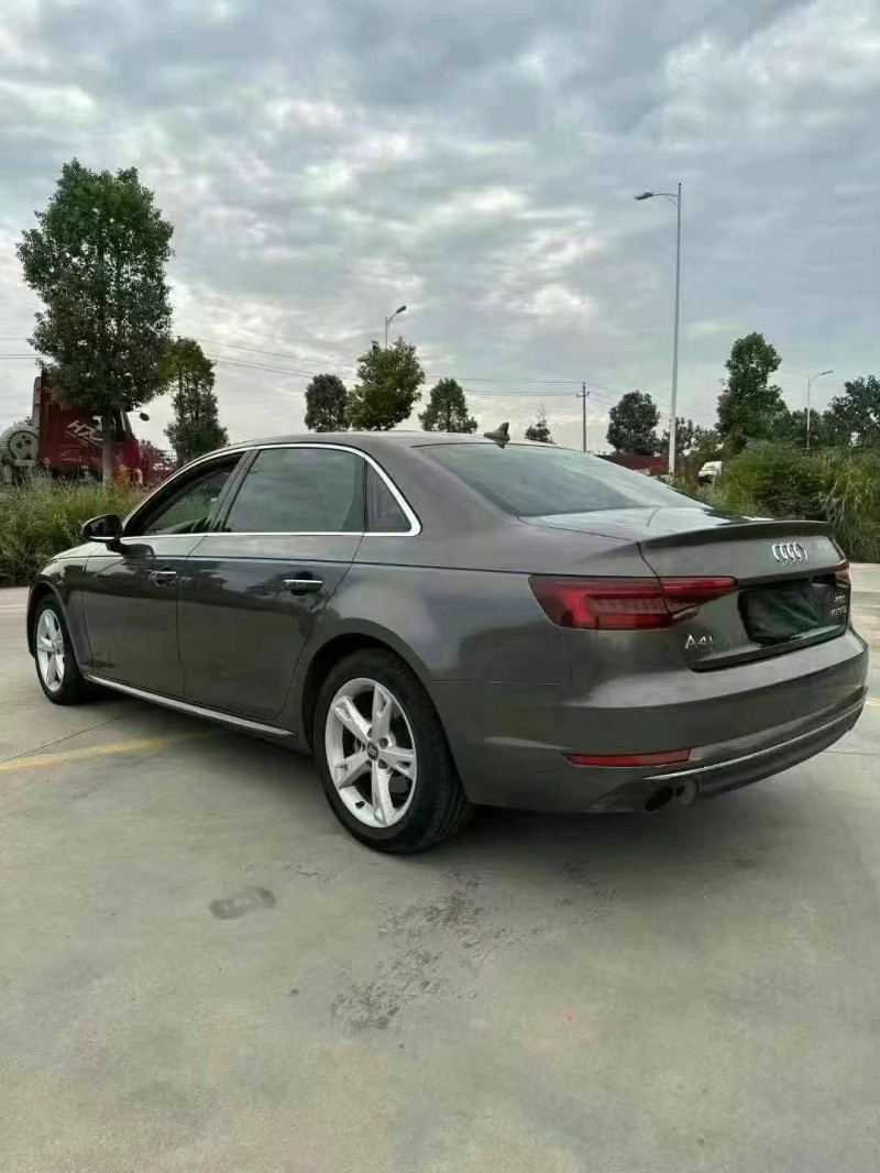 邵阳17年奥迪A4L4