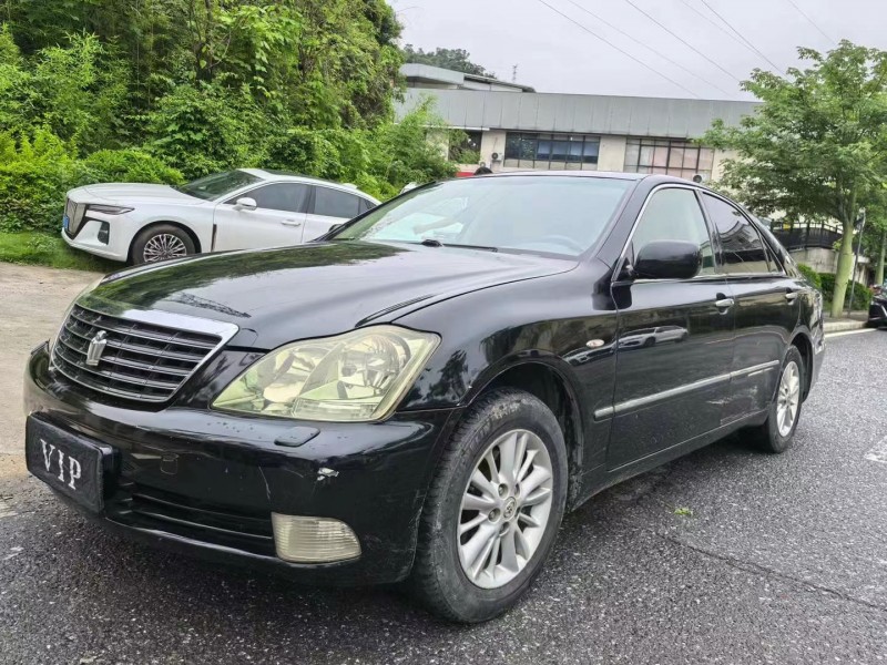 广州05年丰田皇冠4
