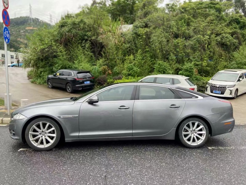 廣州13年捷豹XJ6