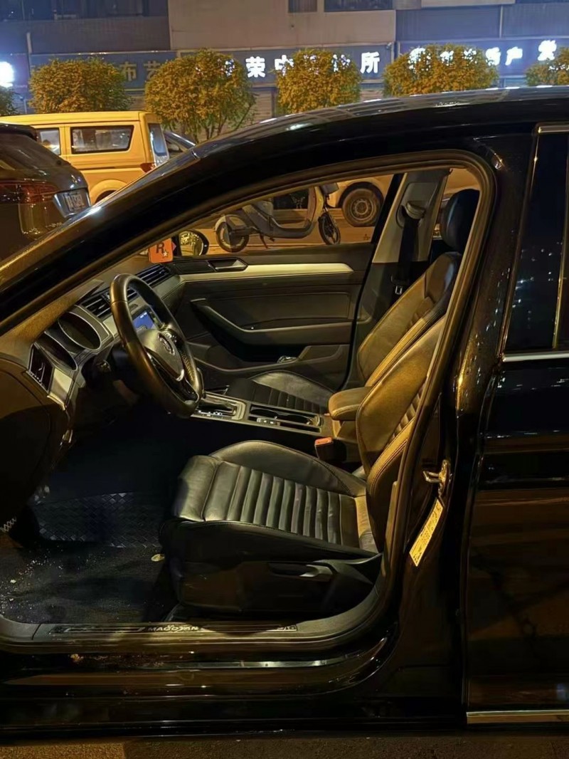 保定19年大众迈腾5