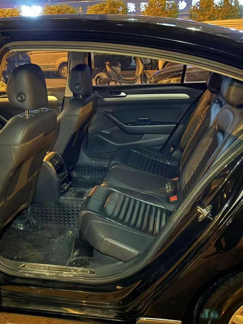 保定19年大众迈腾8