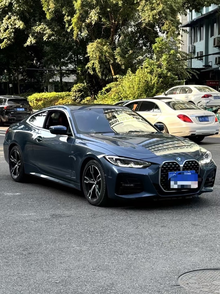 成都22年宝马4系2