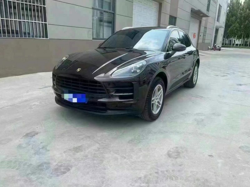 承德19年保時捷Macan7