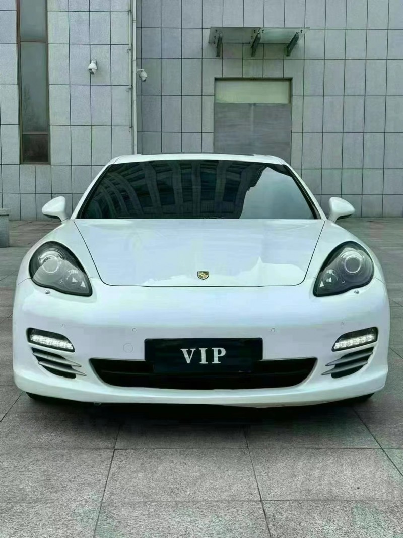吉林11年保時捷帕拉梅拉1