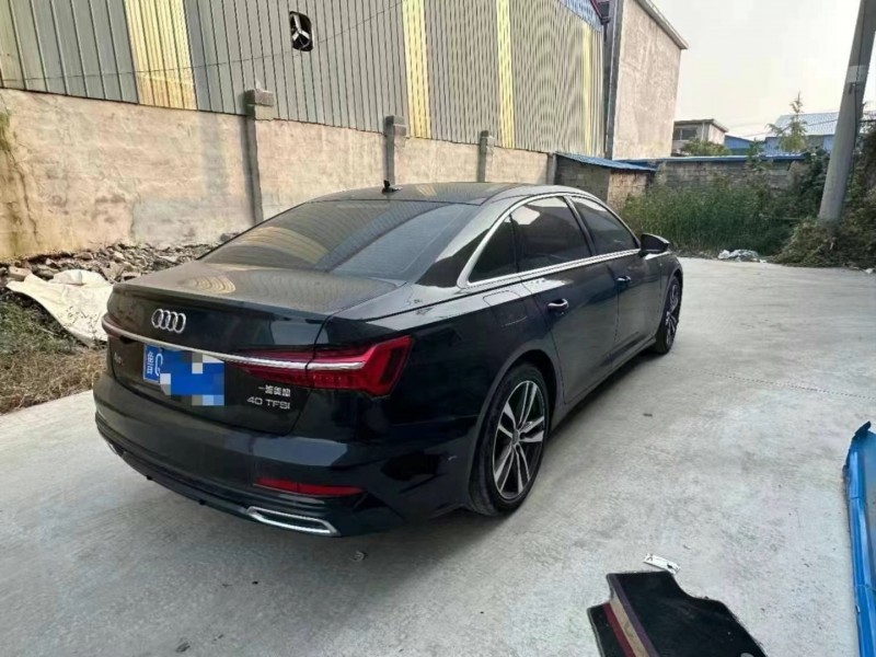 济宁21年奥迪A6L4