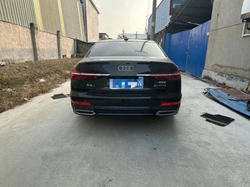 济宁21年奥迪A6L9