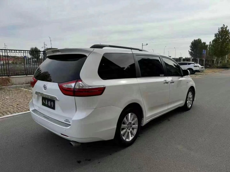 保定17年丰田塞纳6