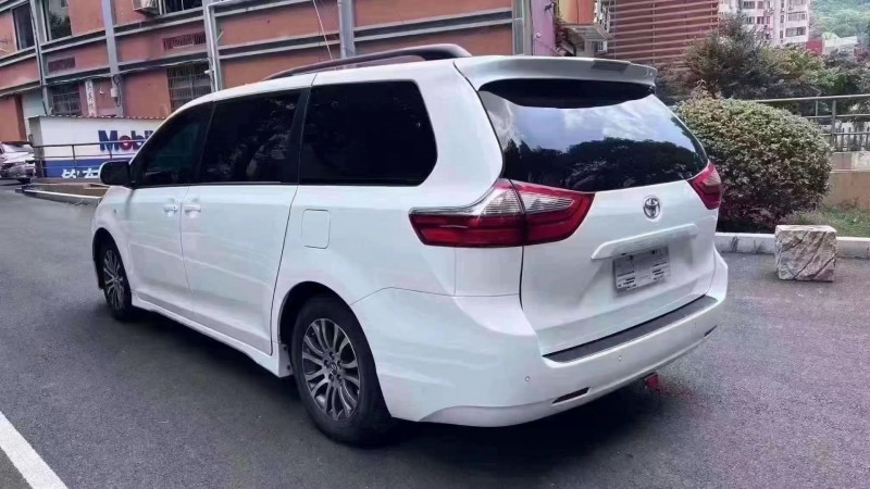 常德20年豐田塞納6