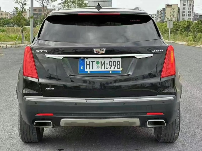 佛山17年凯迪拉克XT59