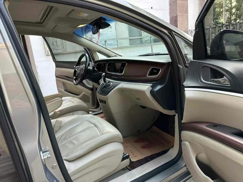 徐州19年别克GL86