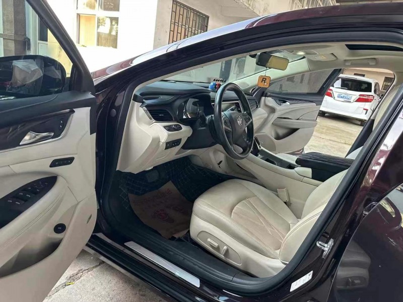 徐州22年别克君越4