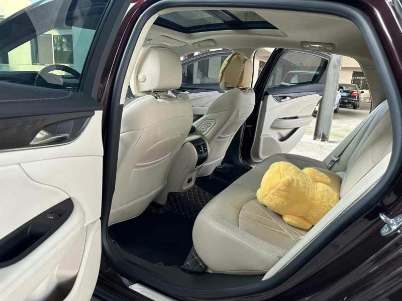 徐州22年别克君越8