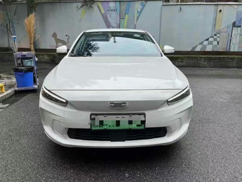 成都24年吉利几何1