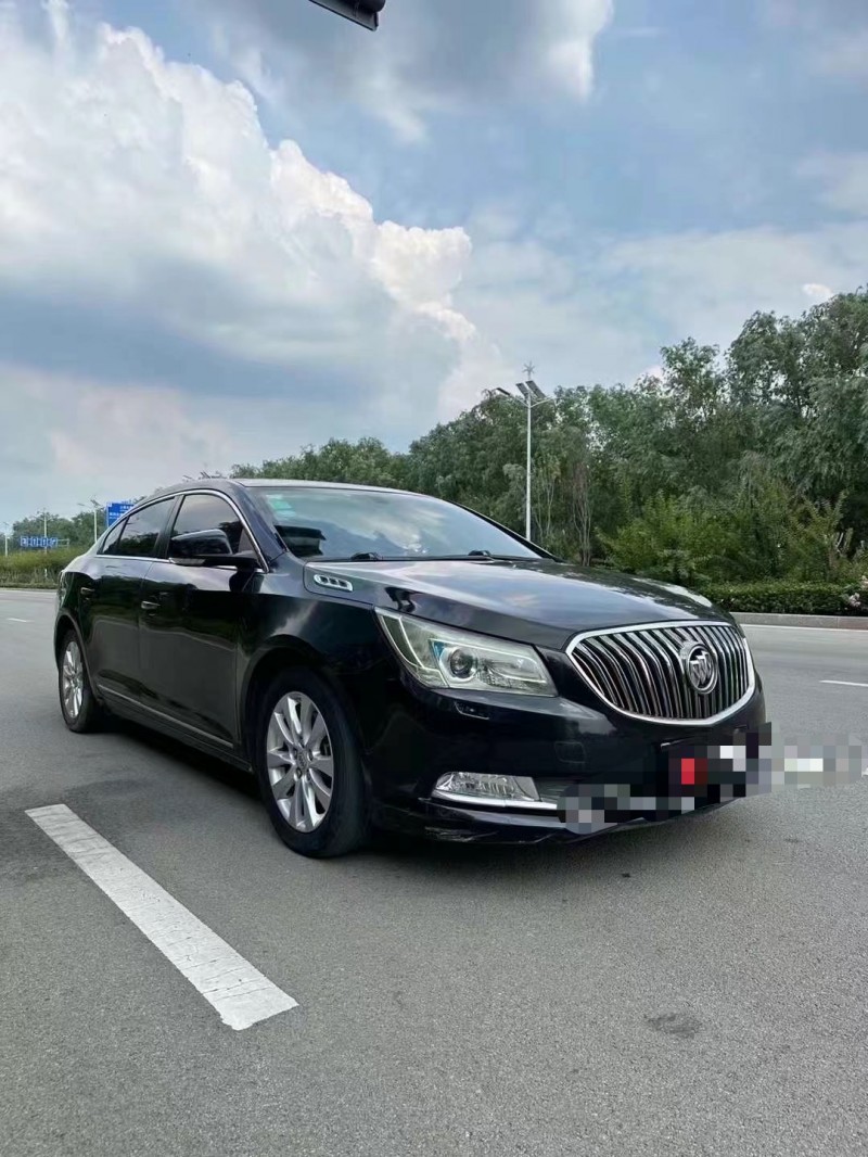 枣庄15年别克君越2