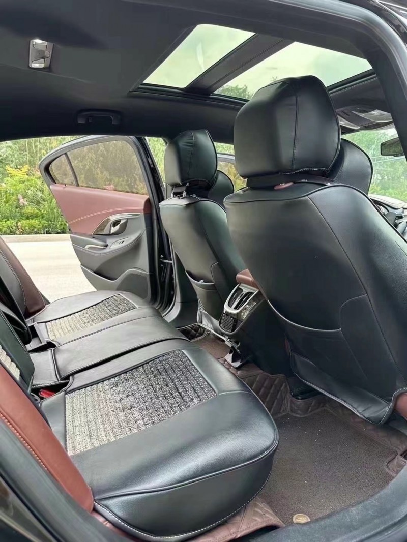 枣庄15年别克君越6