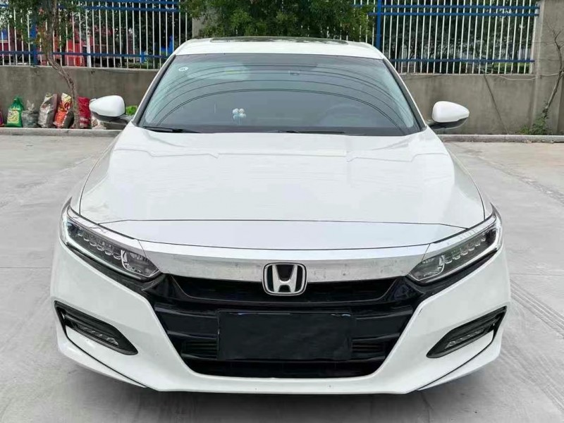 徐州21年本田雅阁1