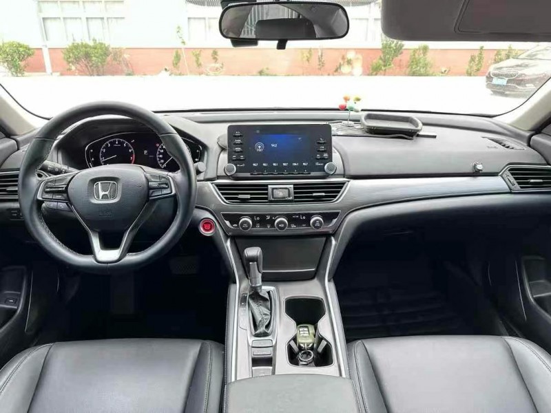 徐州21年本田雅阁6