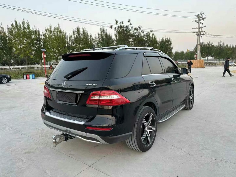 徐州14年奔驰ML8