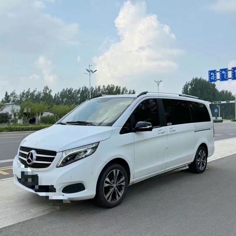 枣庄17年奔驰V2