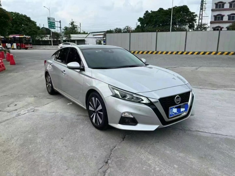汕頭22年日產天籟2