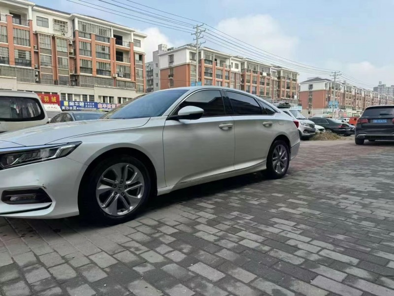 武汉20年本田雅阁3