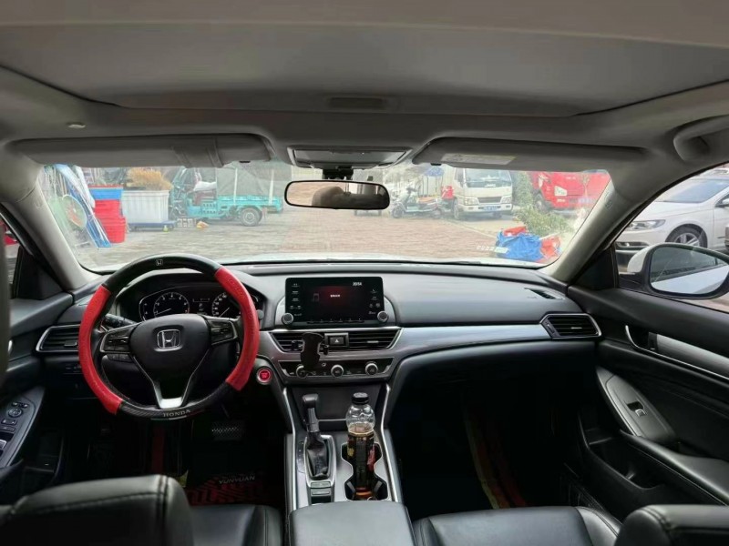 武汉20年本田雅阁6