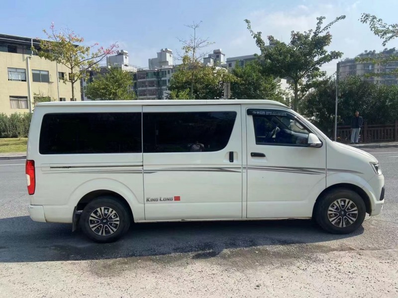 广州21年金龙凯锐4