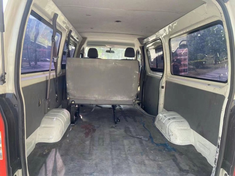 广州21年金龙凯锐7