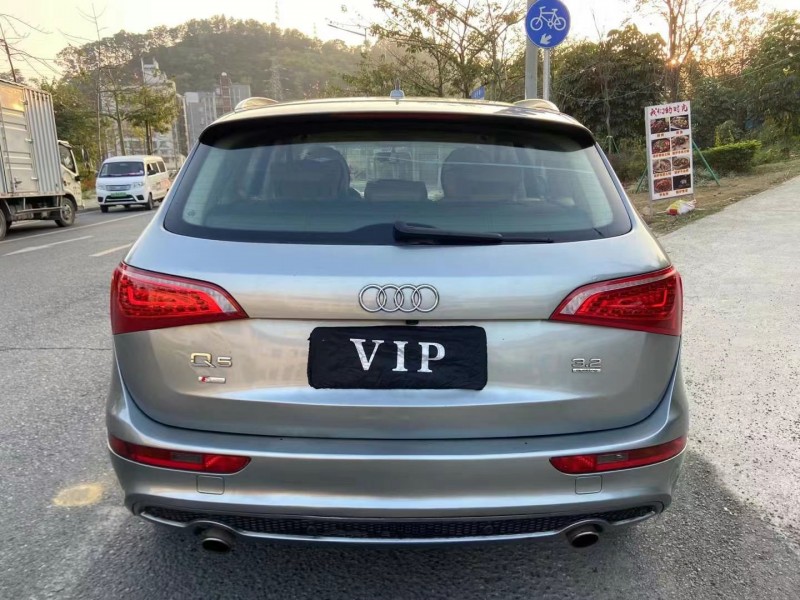 广州11年奥迪Q55