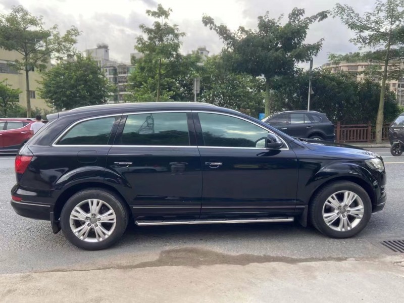 广州11年奥迪Q73