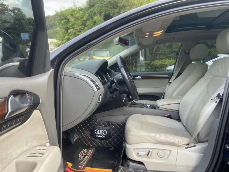 广州11年奥迪Q75