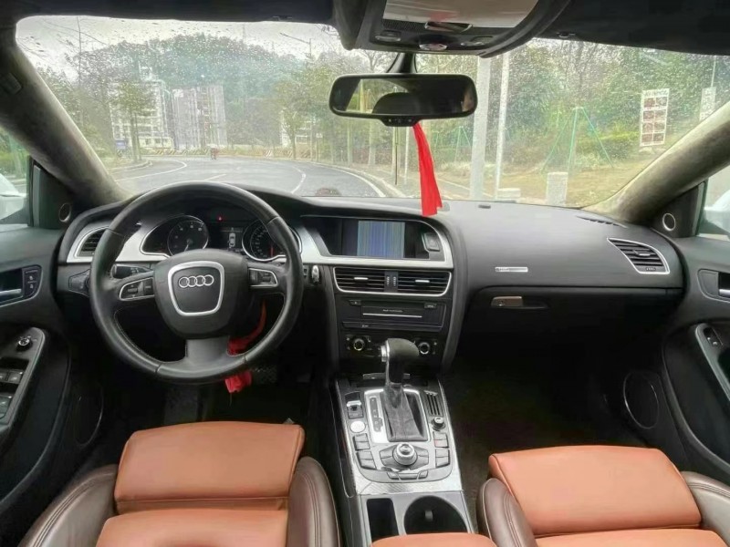 广州12年奥迪A57