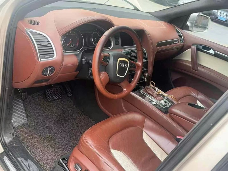 佛山11年奥迪Q75