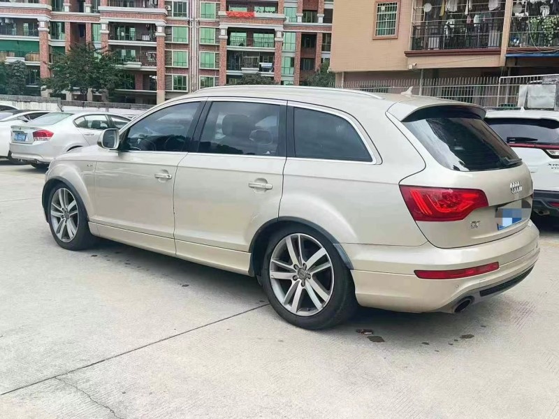 佛山11年奥迪Q79