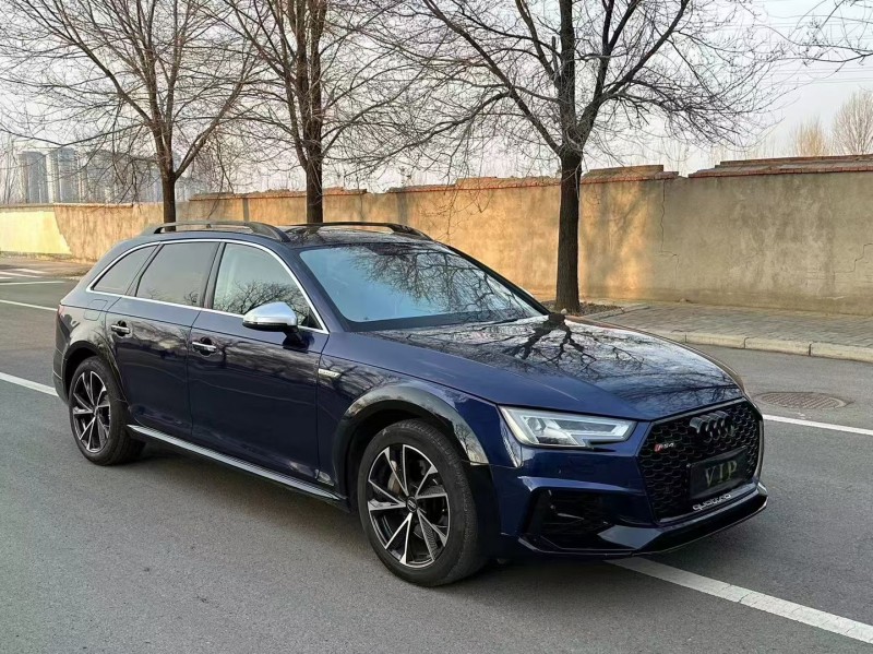 徐州20年奥迪A4L3