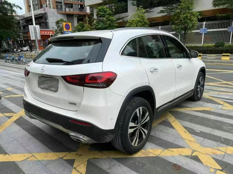 佛山20年奔驰GLA9