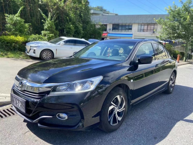 广州18年本田雅阁3