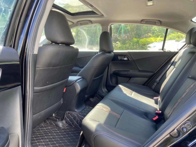 广州18年本田雅阁8