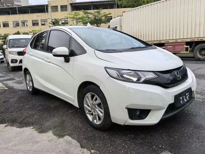 广州15年本田飞度3