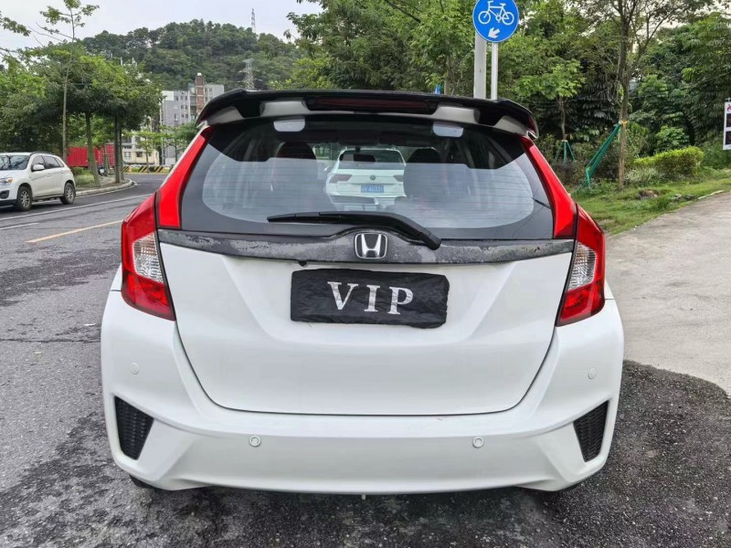 广州15年本田飞度5