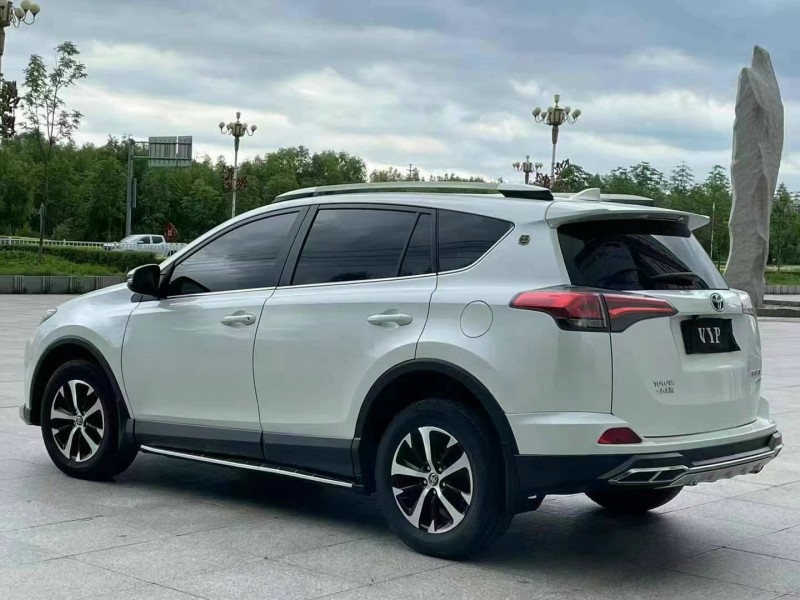 吉林19年豐田RAV46