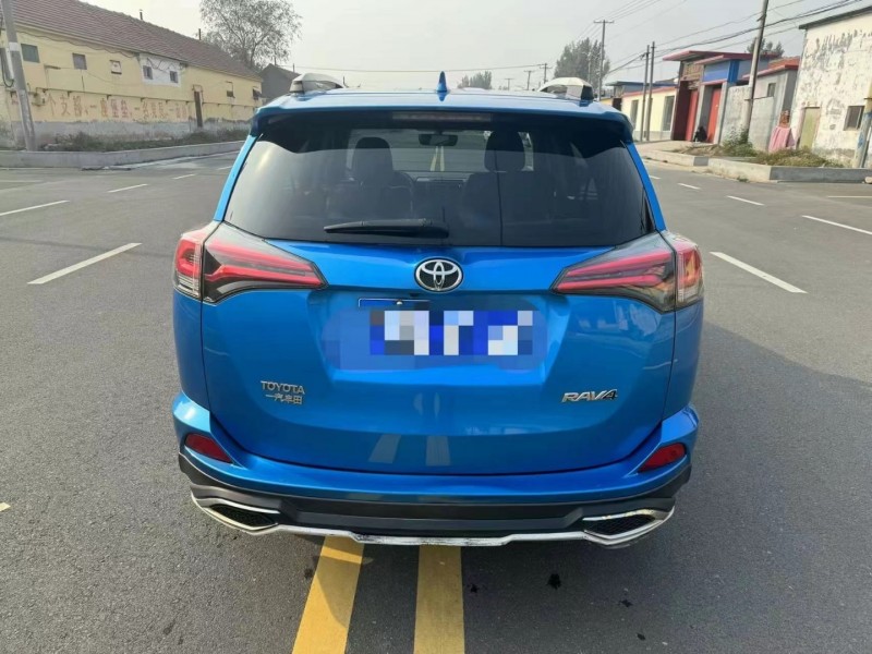 潍坊17年丰田RAV4荣放2